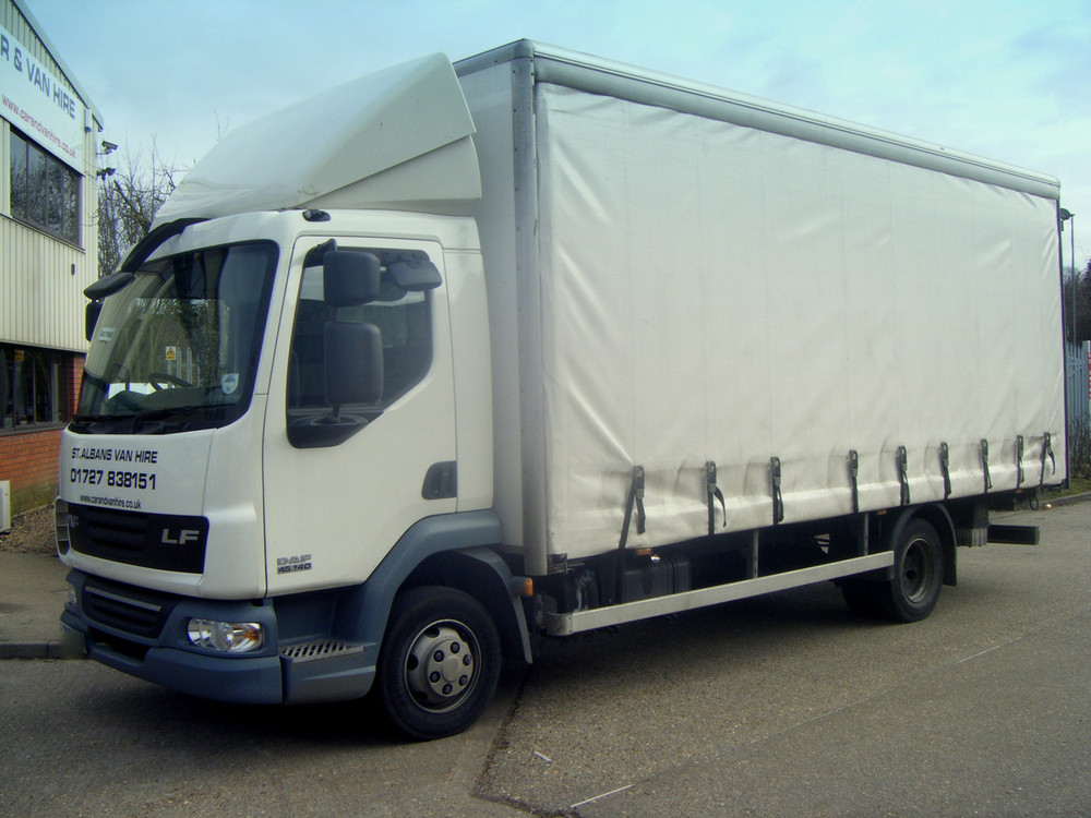 skranke Infrarød Match DAF/Ford Iveco 7.5 tonne Curtain-Sider Lorry | Find a Vehicle | St Albans  Car And Van Hire