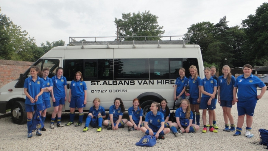 Luxury Car Hire St Albans at Corazon Barrett blog